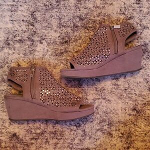 Open toe wedge heels